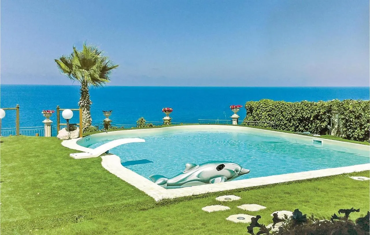 Villa Oceania 0*, Mandra Capreria Italy