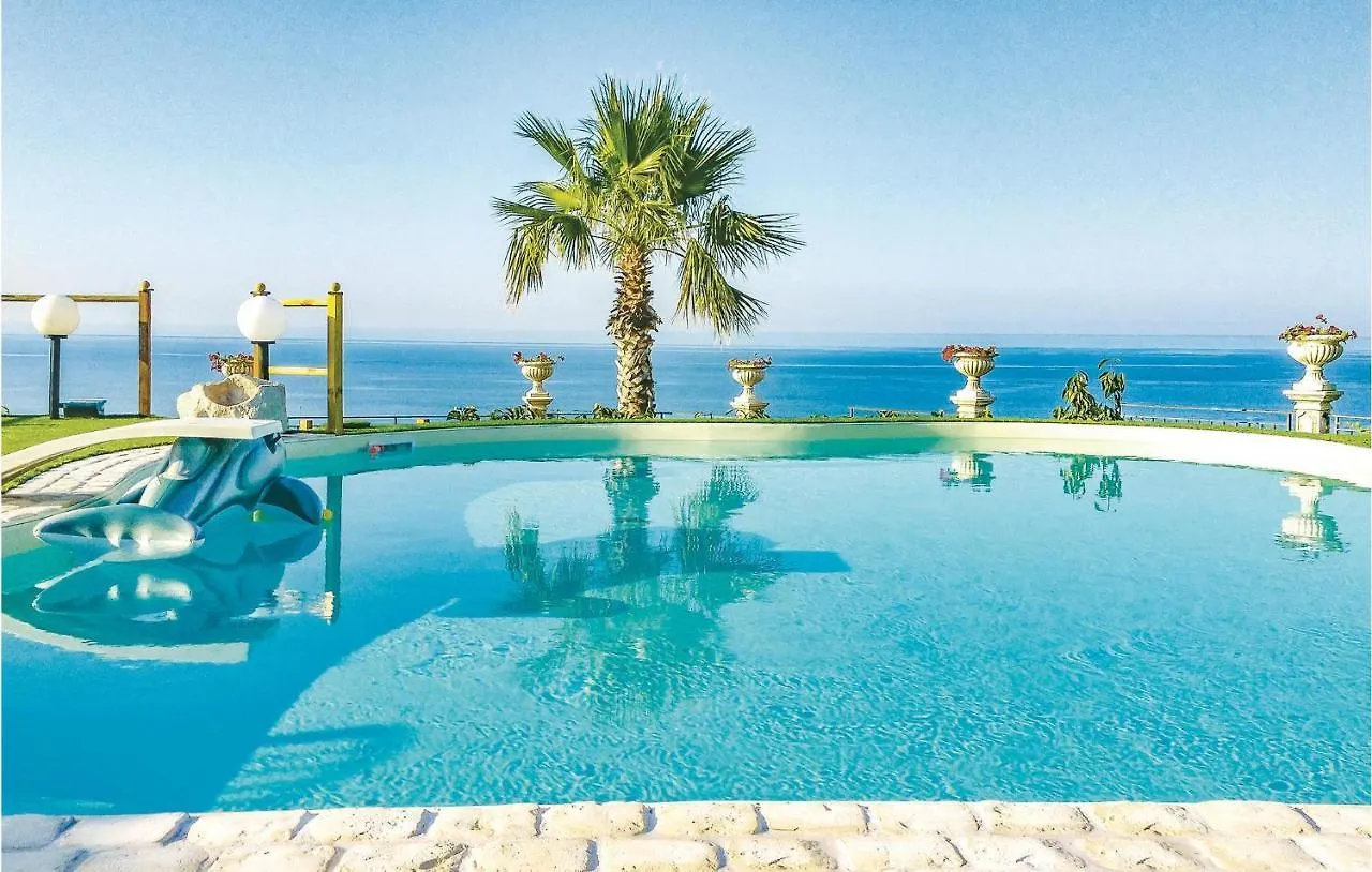 Villa Oceania Holiday home Mandra Capreria