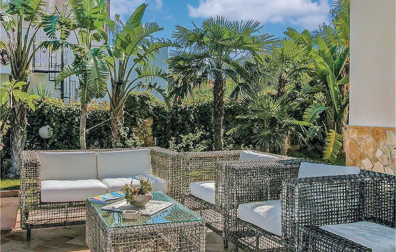 Holiday home Villa Oceania Italy