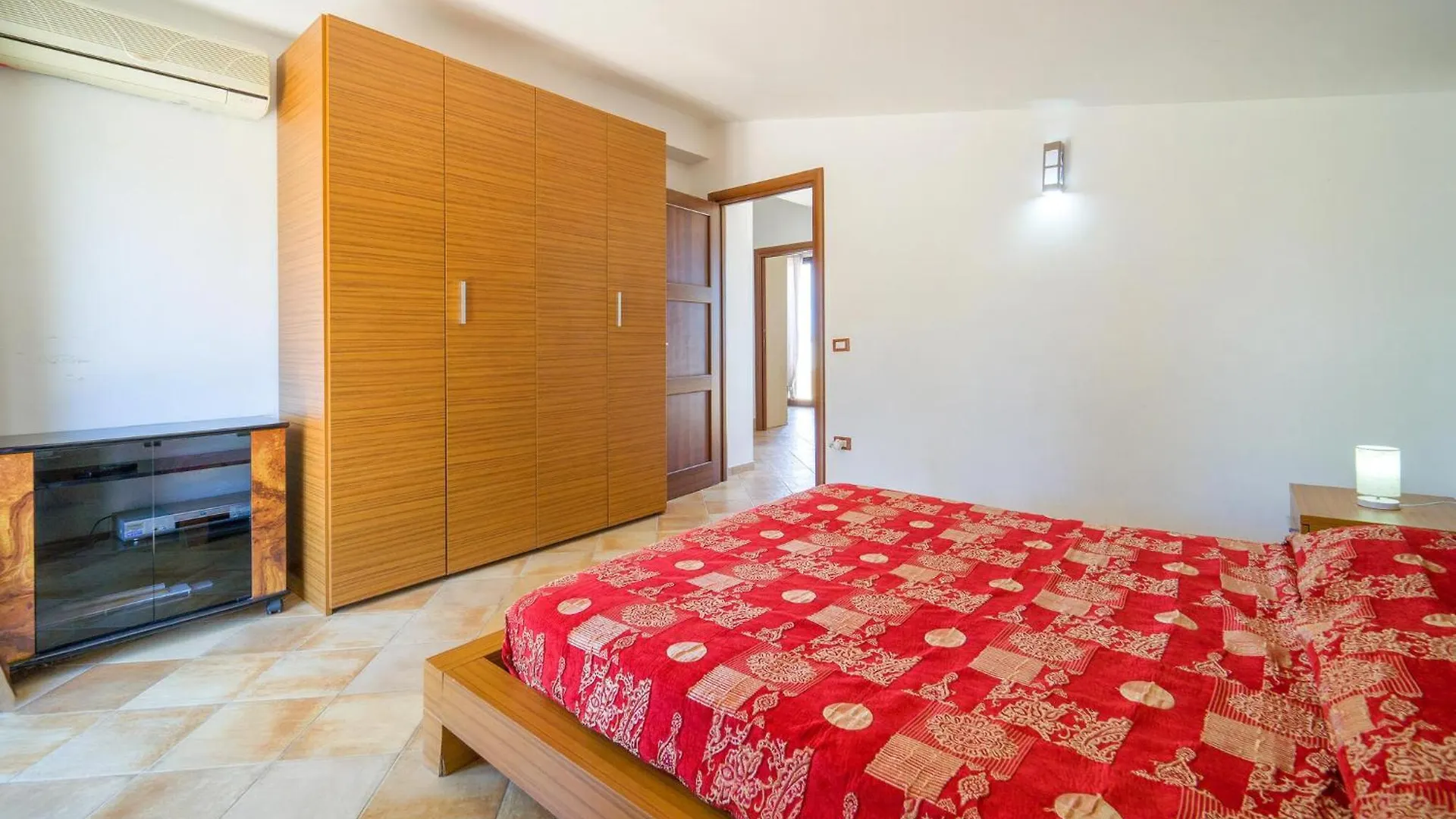 Villa Oceania Mandra Capreria Dom wakacyjny