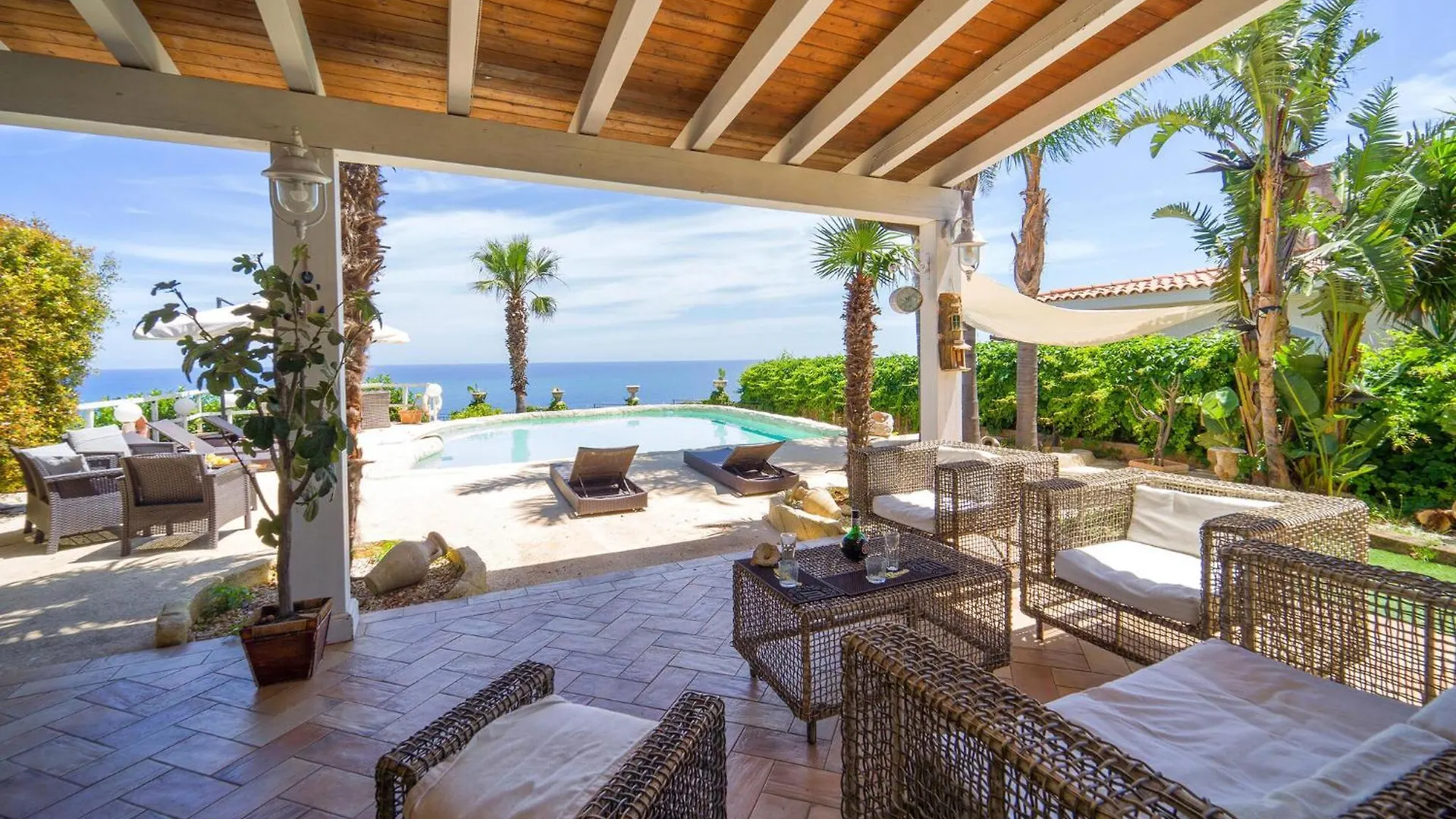 Villa Oceania Mandra Capreria 0*,
